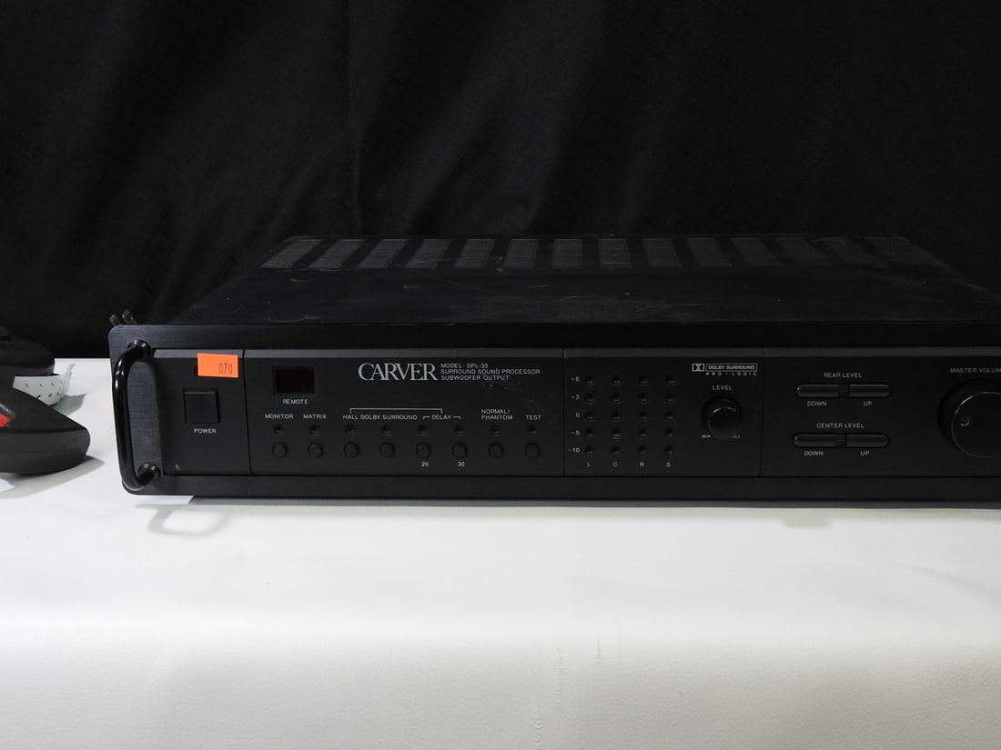 Carver DPL-33 Surround Sound Processor/Preamplifier - 2