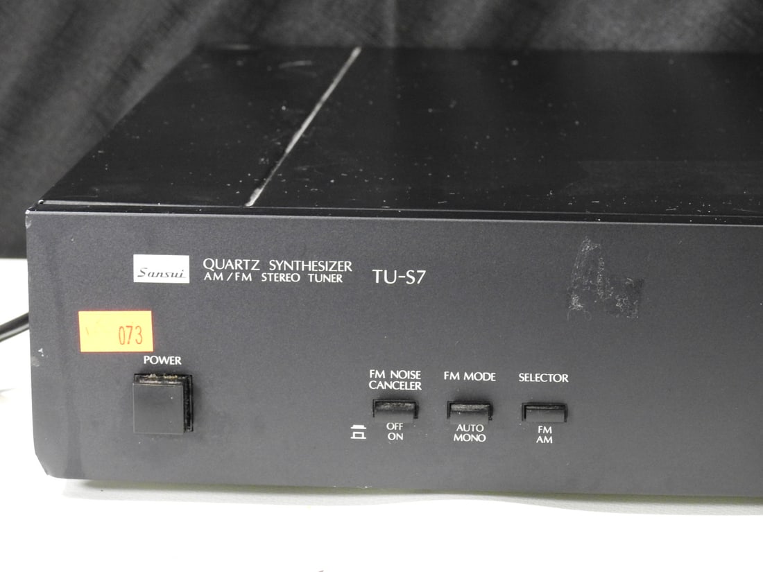 Sansui TU-S7 AM/FM Quartz Synthesizer Stereo Tuner - 2