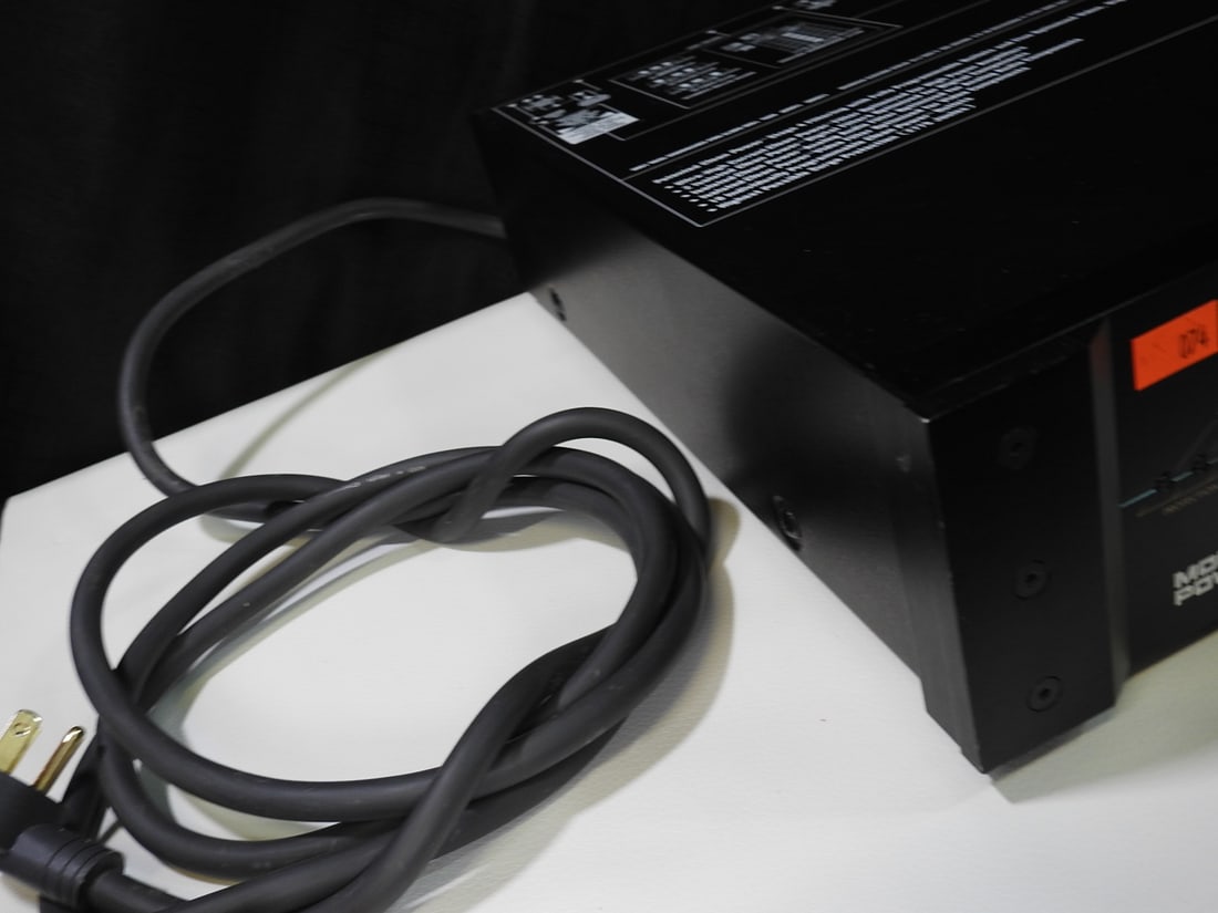 Monster Power HTS 5000 MKII Reference Power Center - 4