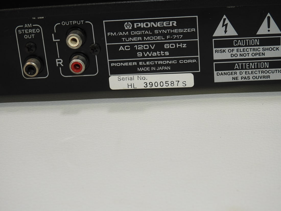 Pioneer F-717 Digital Synthesizer Stereo Tuner - 5