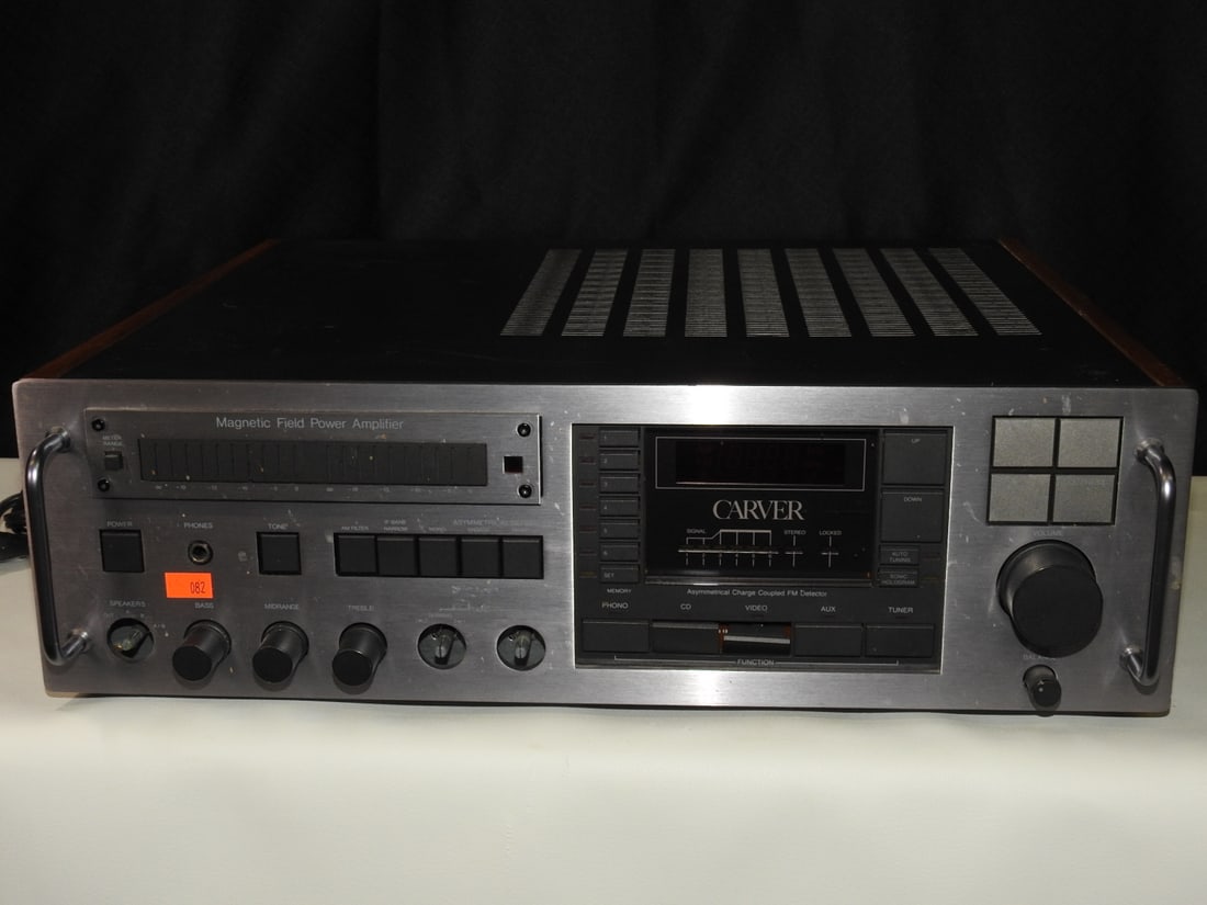 Carver MXR-2000 Stereo Receiver (1 of 10)