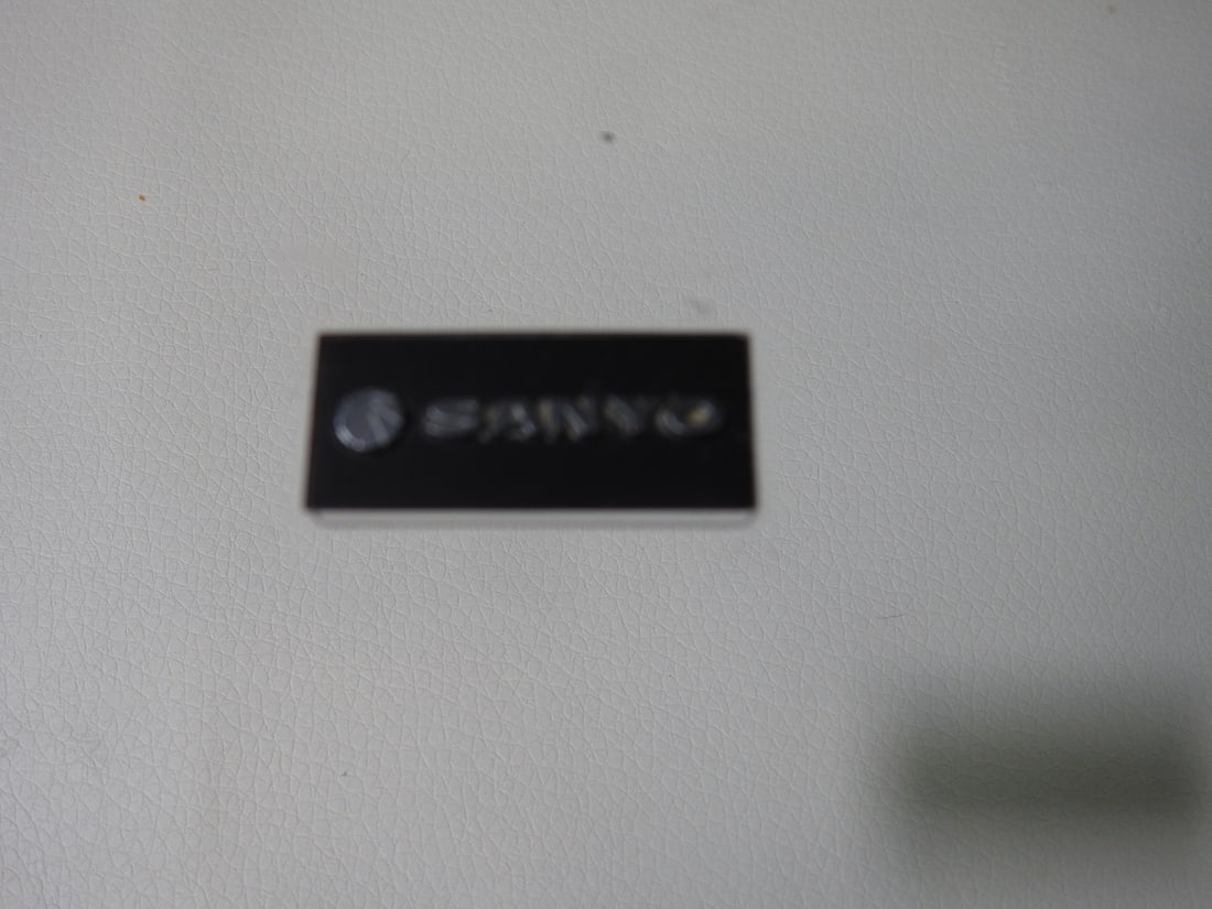 Sanyo Replacement Turntable Dust Cover - 4