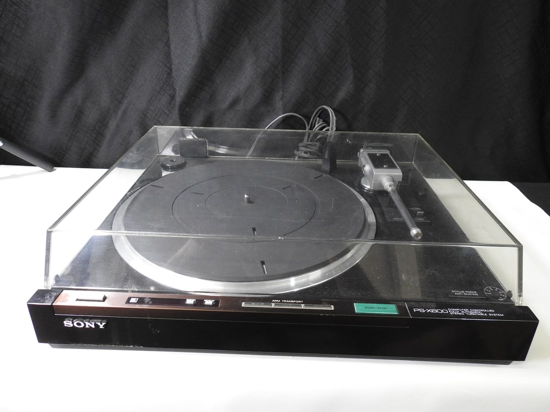 Sony PS-X600 Biotracer Direct Drive Turntable (1 of 12)