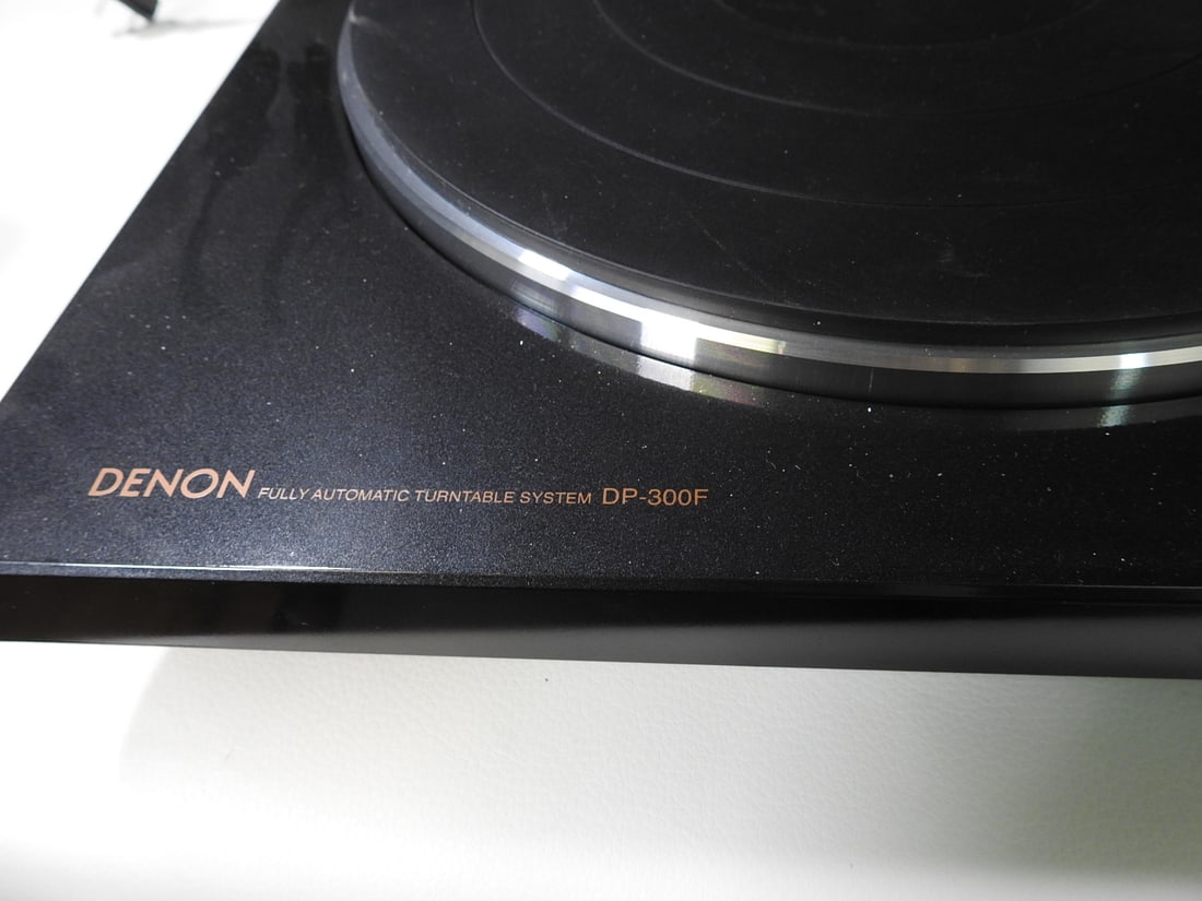 Denon DP-300F Automatic Turntable - 3