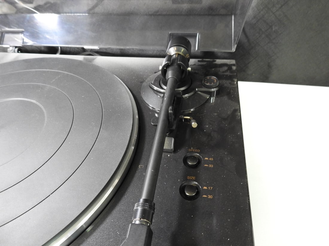 Denon DP-300F Automatic Turntable - 5