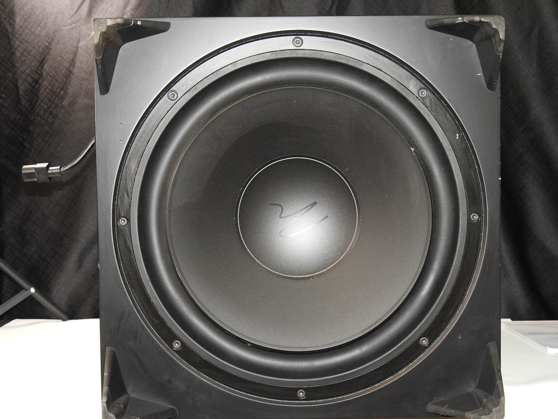 MartinLogan Dynamo 1600X Powered Subwoofer - 10
