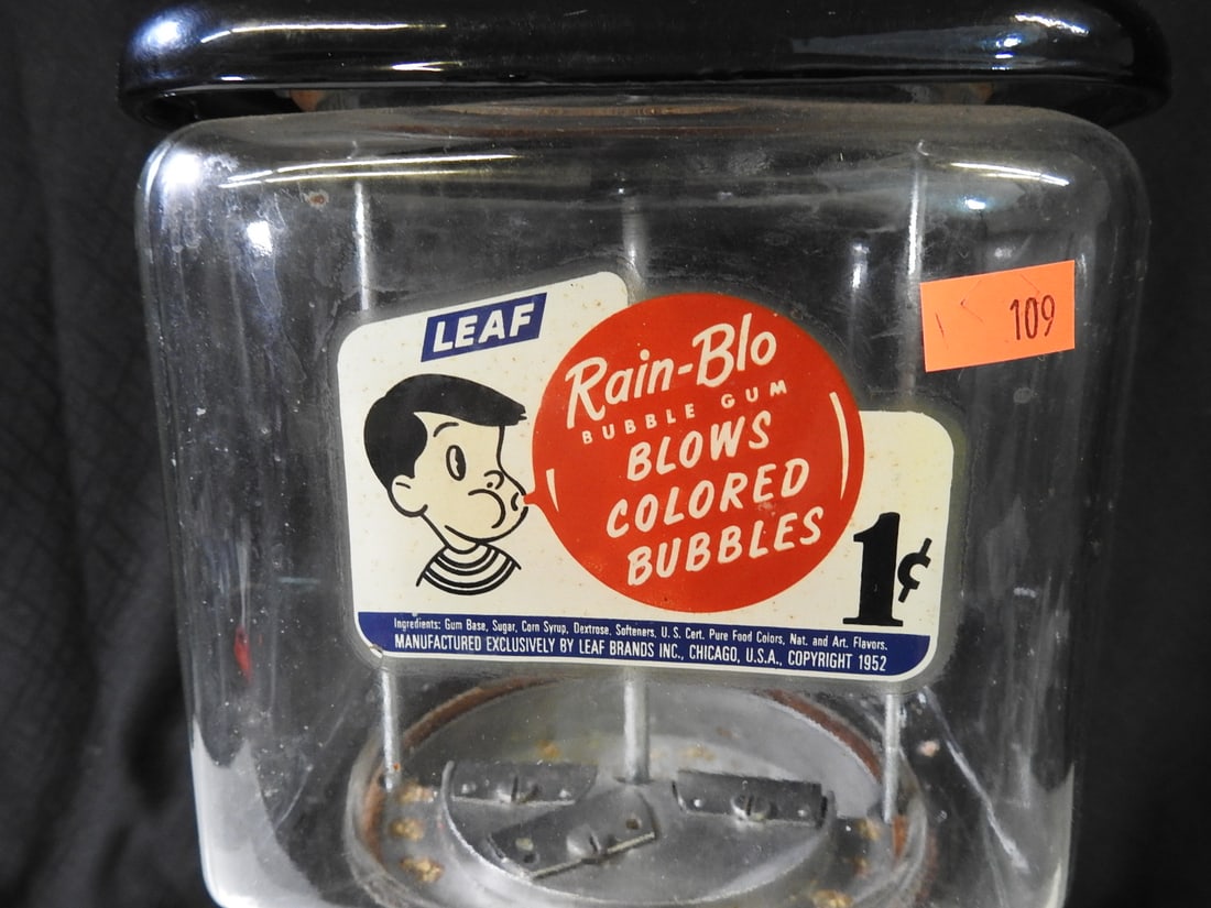 1950s Leaf Rain-Blo Bubble Gum Vending Machine - 2