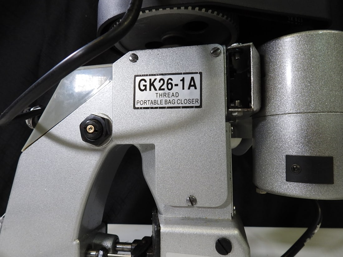 GK26-1A Portable Filled Bag Closing Machine New in Box - 2