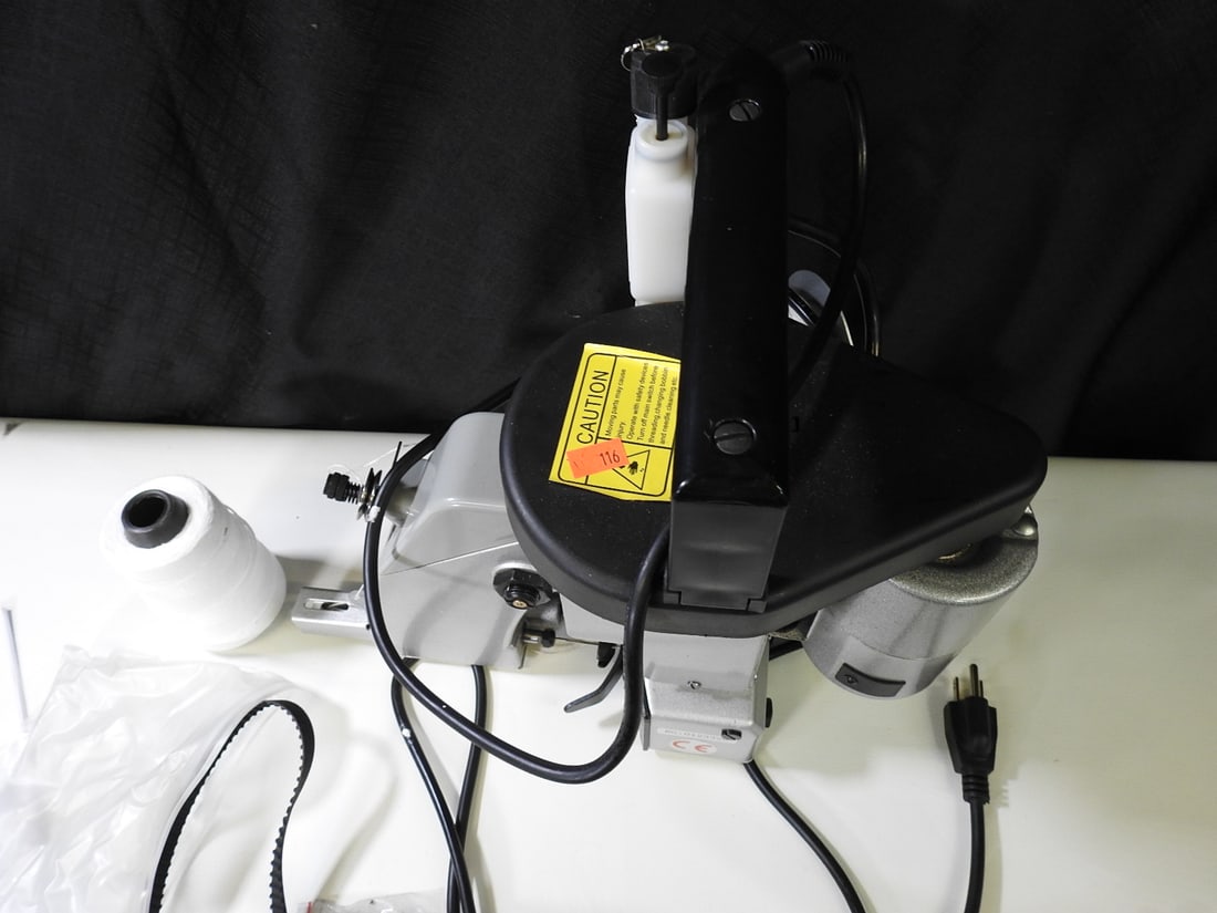 GK26-1A Portable Filled Bag Closing Machine New in Box - 4