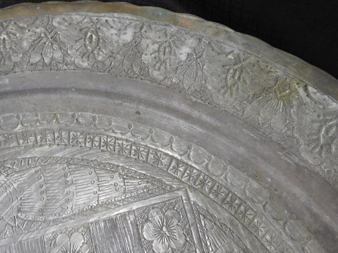 Large Hand-Engraved Middle Eastern Brass/Copper Serving Tray - 3