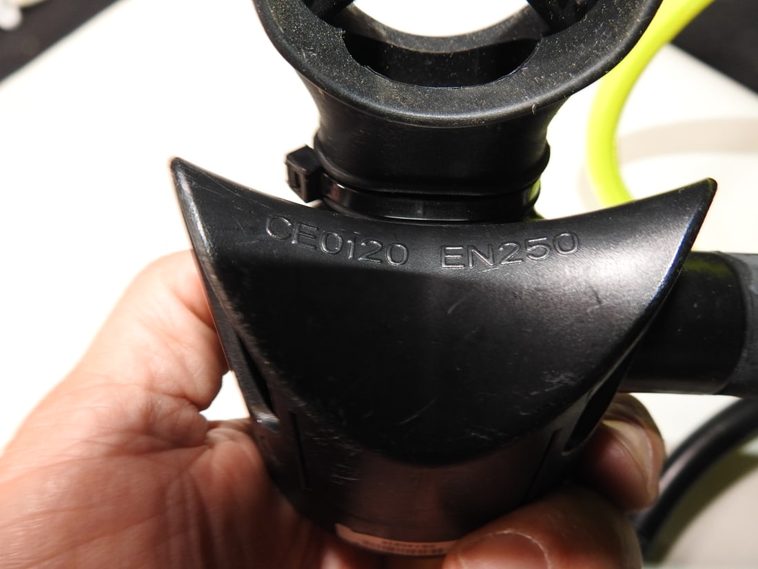 Oceanic Veo 1.0 Navcon Scuba Dive Console with Regulators - 12