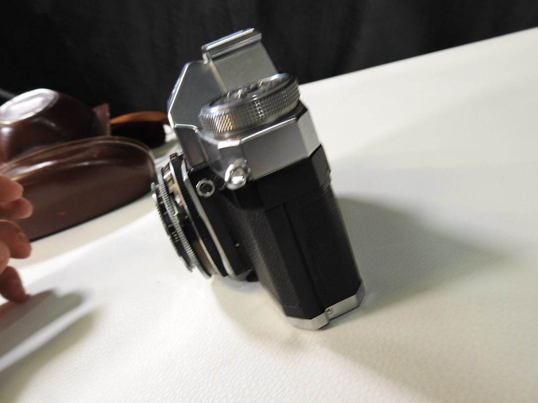 Zeiss Ikon Contaflex 35mm Camera - 9