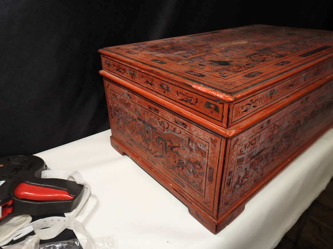 Traditional Burmese Lacquerware Storage Chest - 12