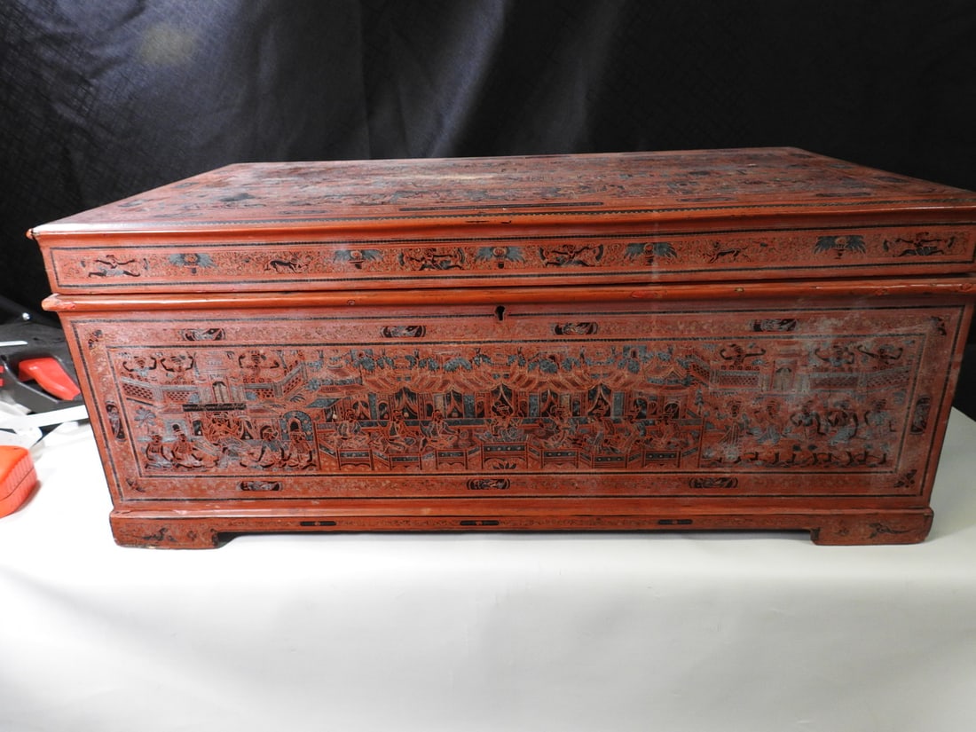 Traditional Burmese Lacquerware Storage Chest - 2