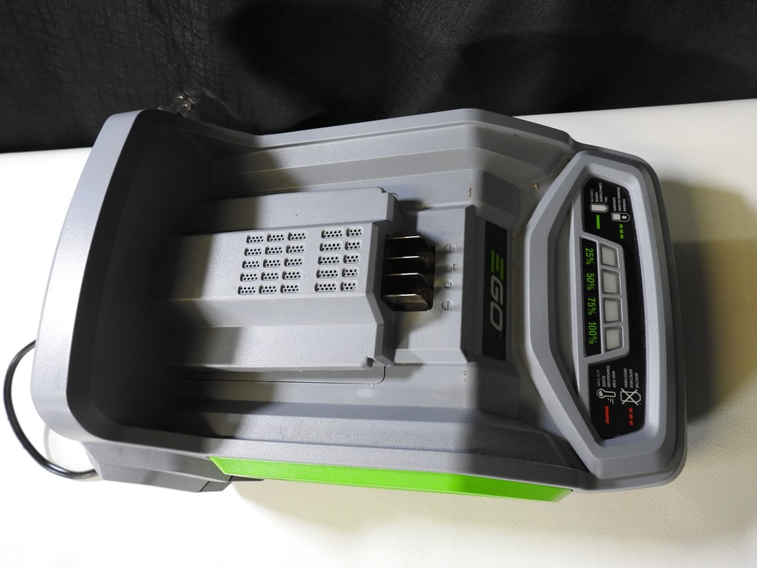EGO 56V Lithium Ion Battery and CH500 Rapid Charger - 6