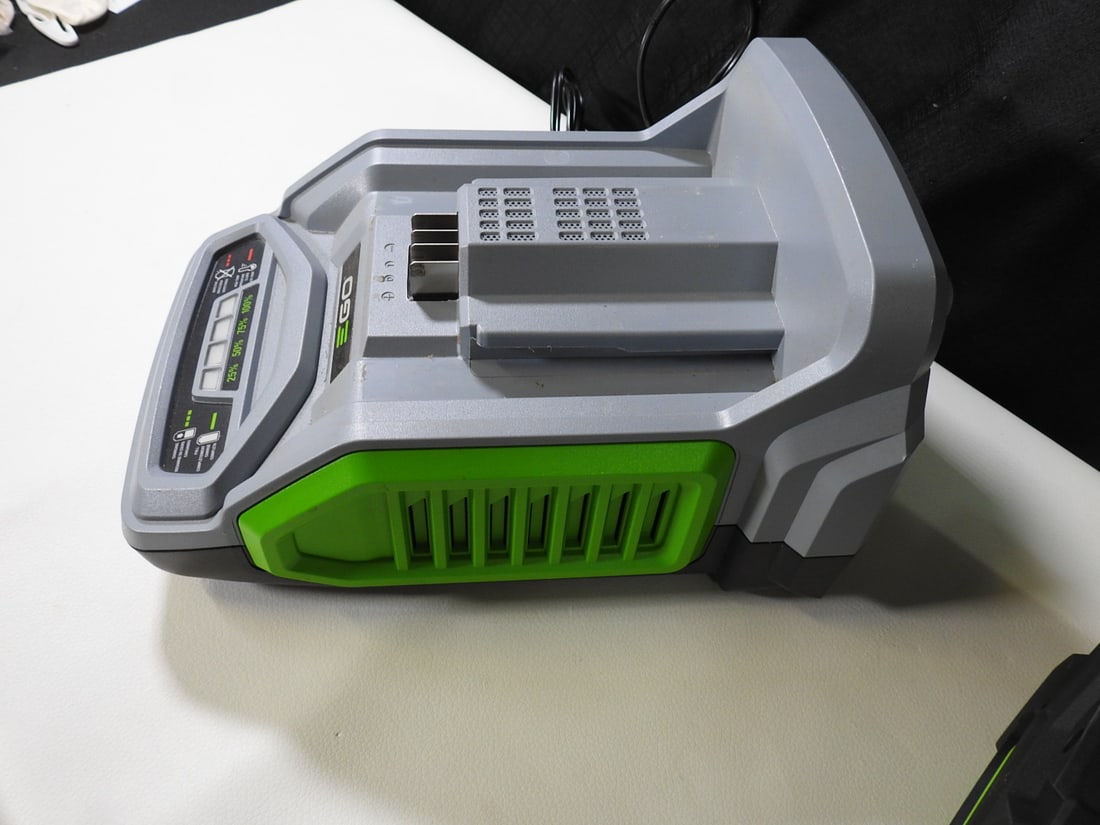 EGO 56V Lithium Ion Battery and CH500 Rapid Charger - 8