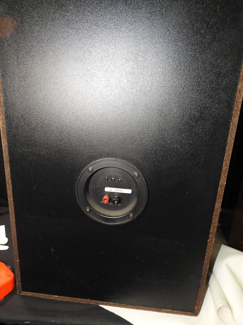Polk Audio RTA-12 Floor Speakers Pair - 10