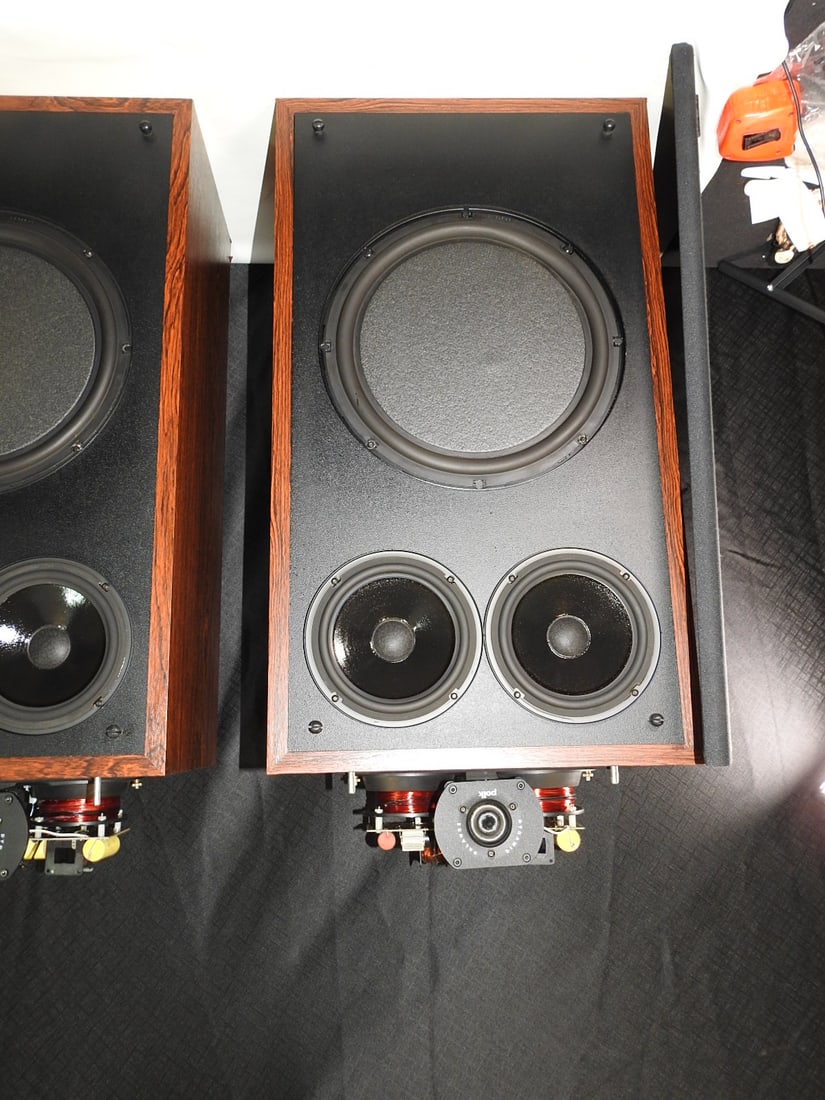 Polk Audio RTA-12 Floor Speakers Pair - 4