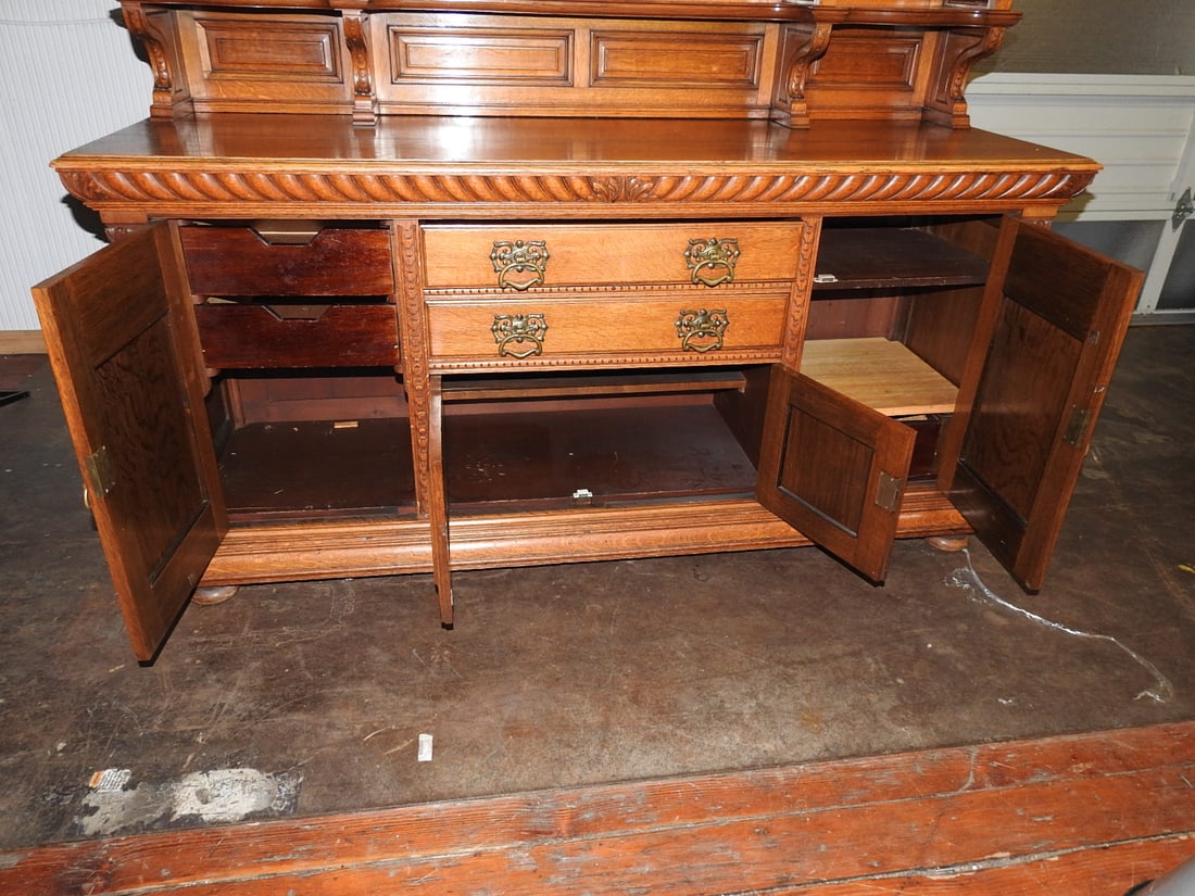 Antique Victorian Renaisance Revival With Mirrored Hutch - 13