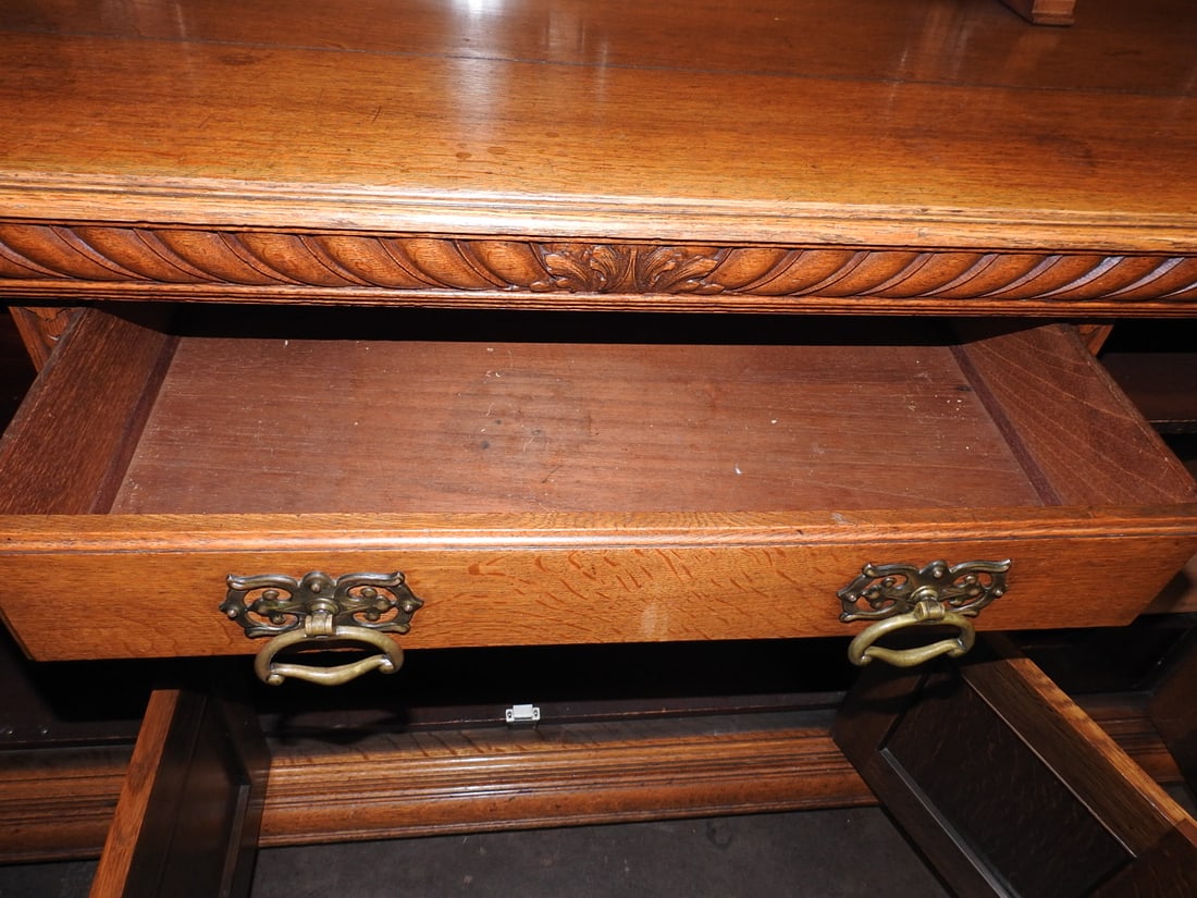 Antique Victorian Renaisance Revival With Mirrored Hutch - 15