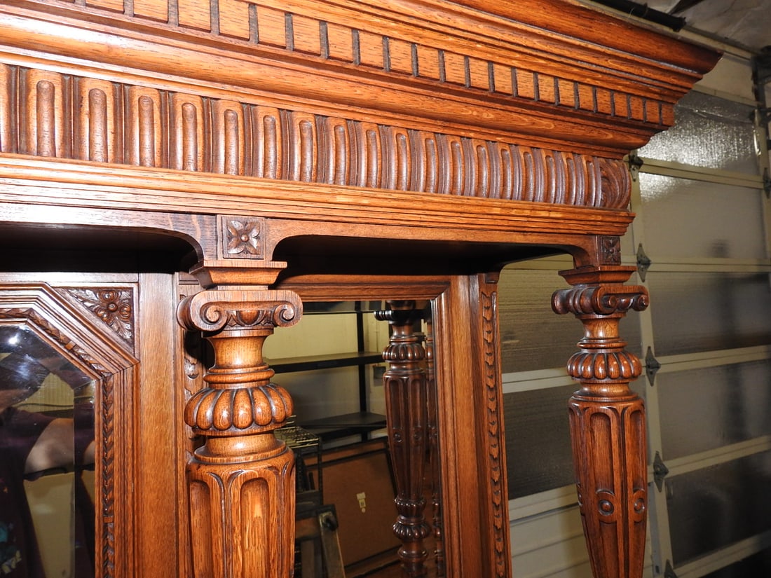 Antique Victorian Renaisance Revival With Mirrored Hutch - 18