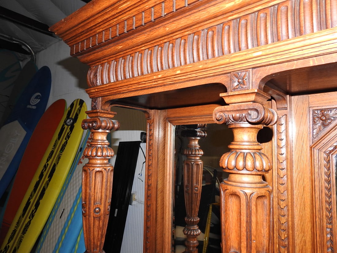 Antique Victorian Renaisance Revival With Mirrored Hutch - 19