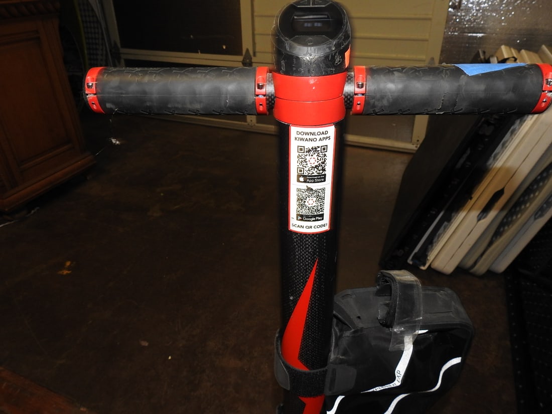 Kiwano KO1+ Carbon Fiber One-Wheel Electric Scooter - 3