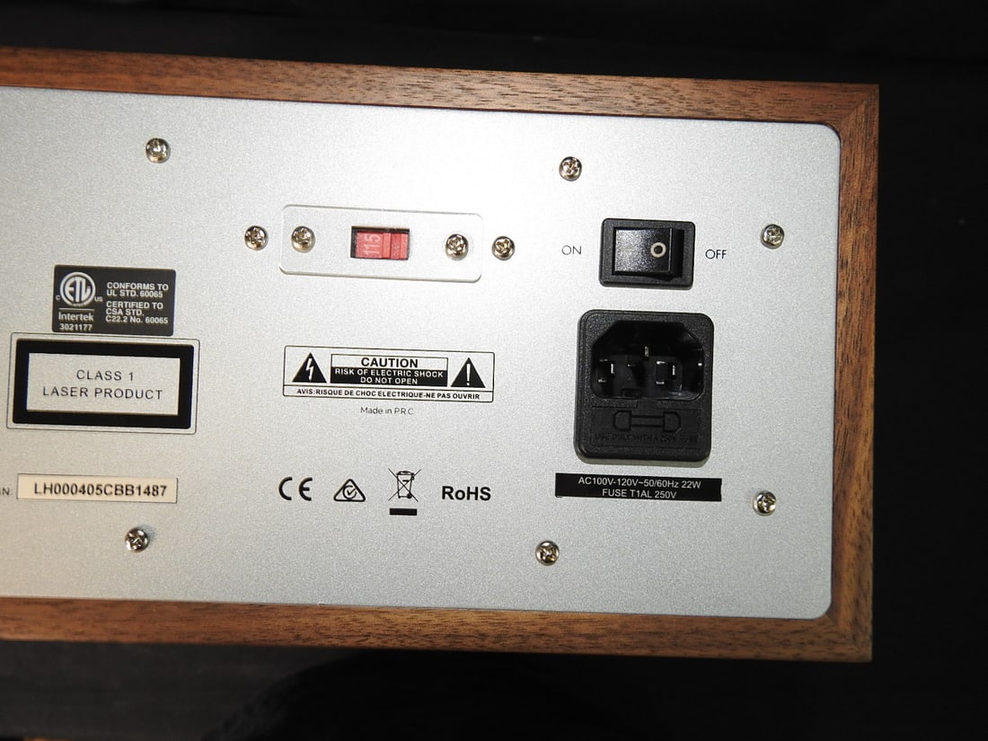 Leak CDT CD Transport in Walnut Finish - 8