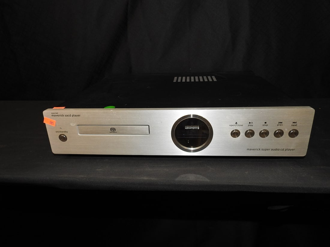 Maverick Audio Super Audio CD Player - 2