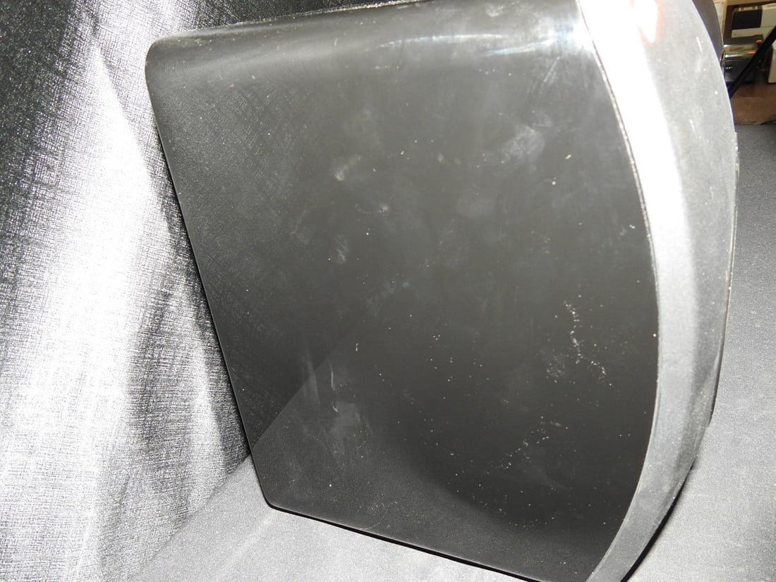 KEF LS50 Bookshelf Speakers Pair - 5