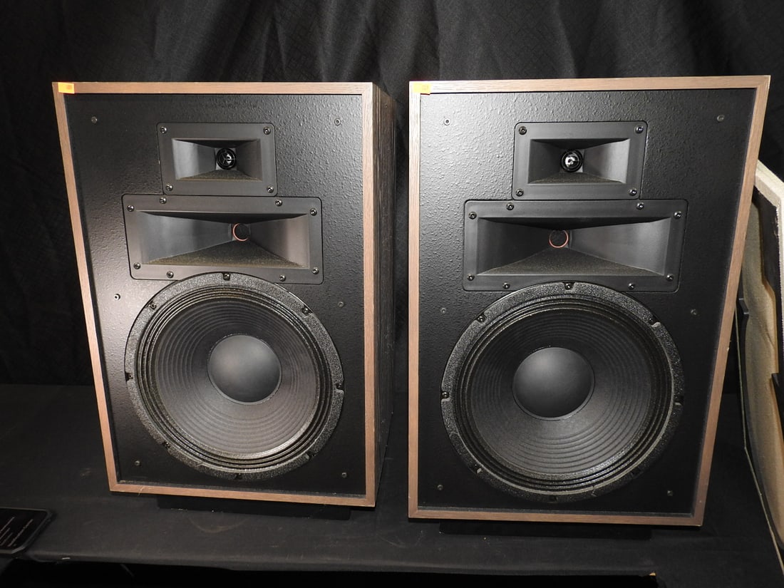 Klipsch Heresy IV Speakers Pair in Distressed Oak - 6