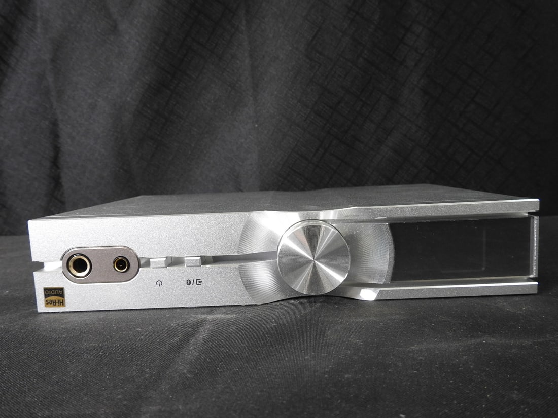 iFi Audio NEO iDSD DAC/Headphone Amp - 2
