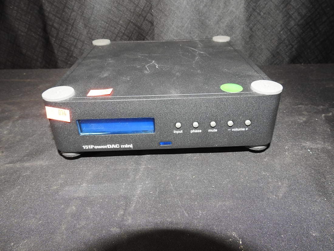 151 PowerDAC Mini (1 of 7)