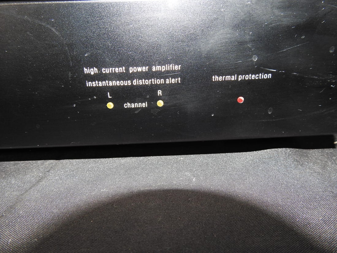 Adcom GFA-555 II Power Amplifier - 3