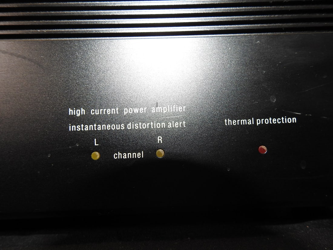 Adcom GFA-555 II Power Amplifier - 4