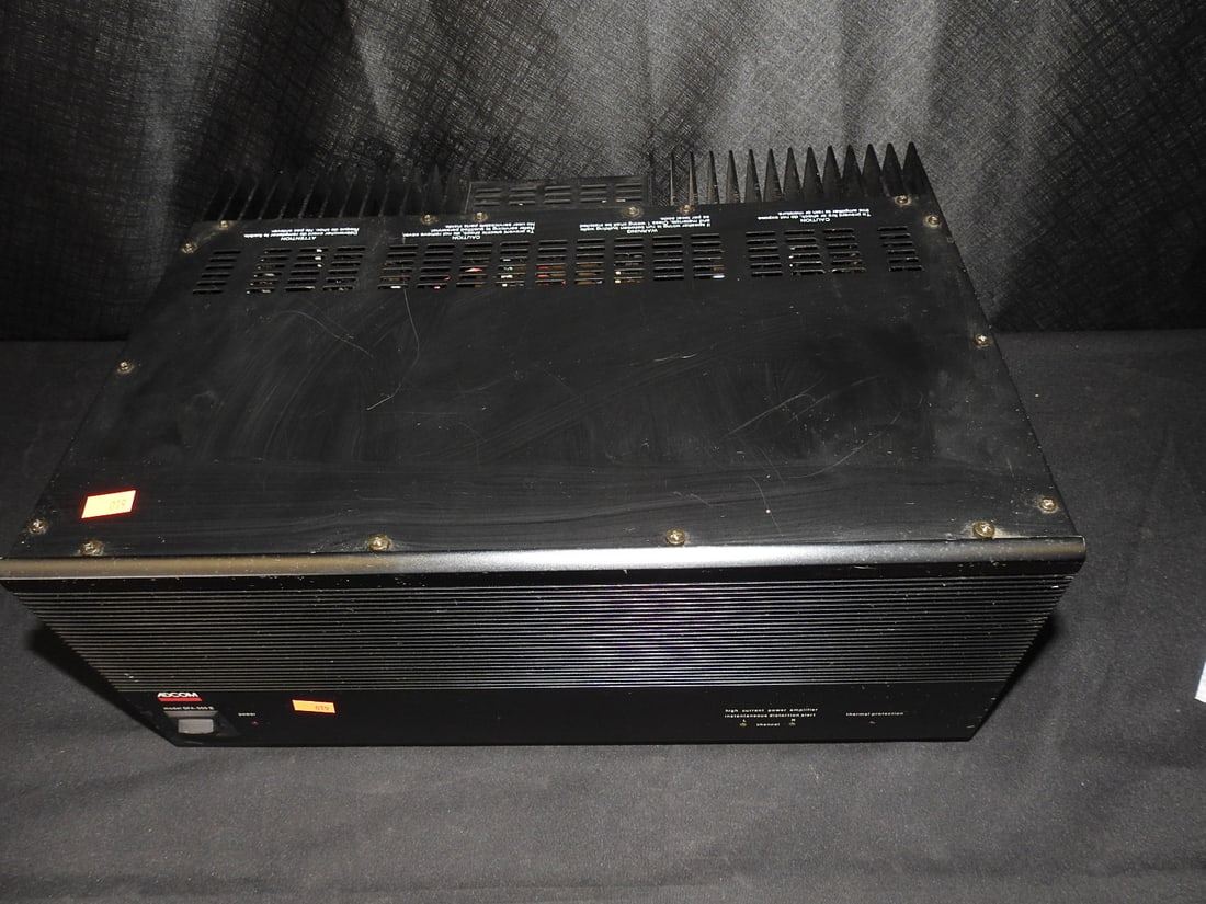 Adcom GFA-555 II Power Amplifier - 5