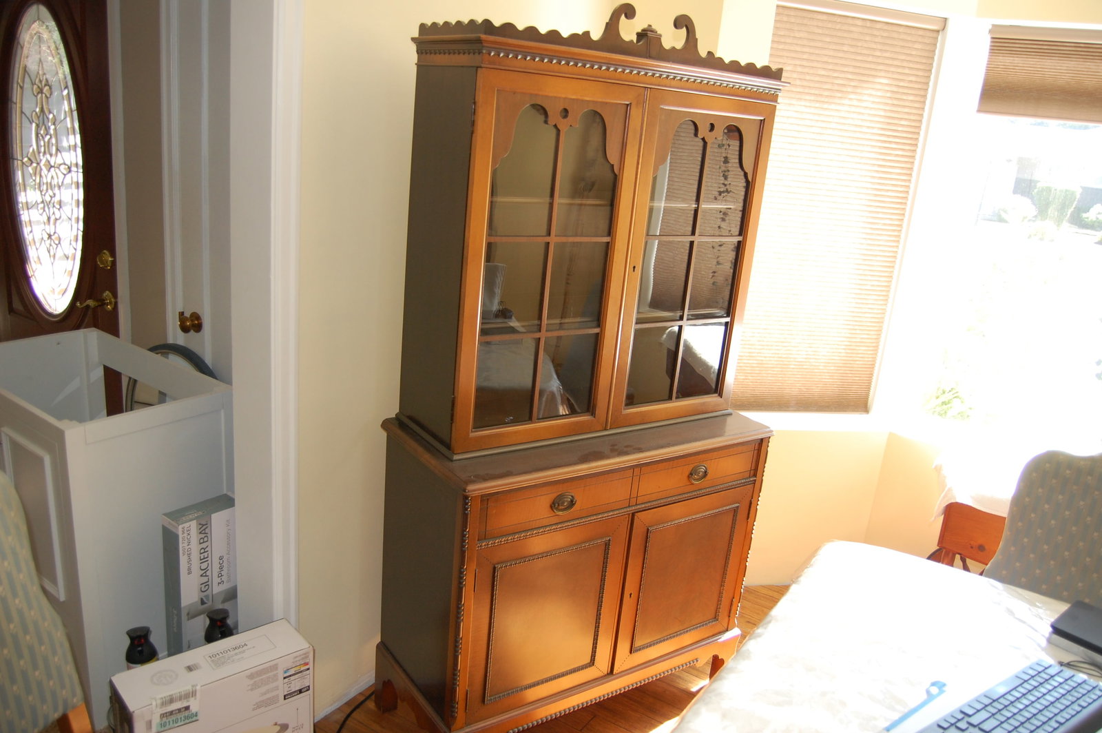 Vintage China Hutch / Display Cabinet (1 of 6)