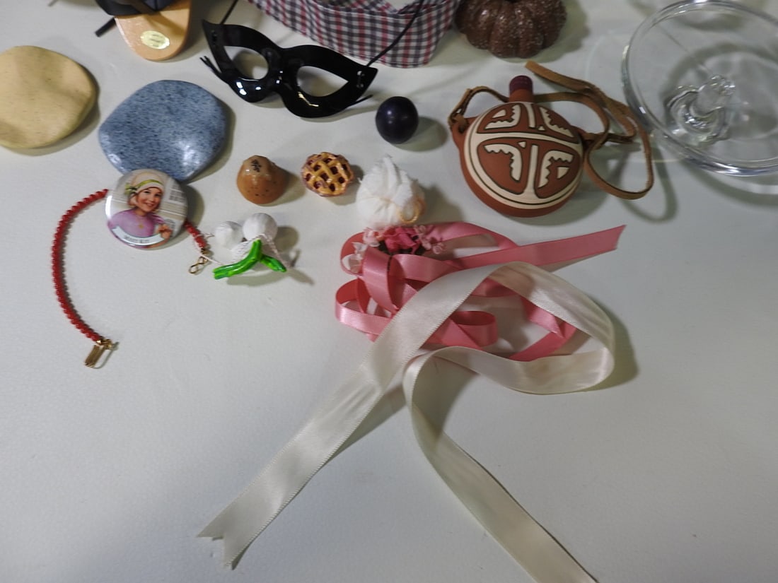 Lot of Miscellaneous Doll Accessories - 5