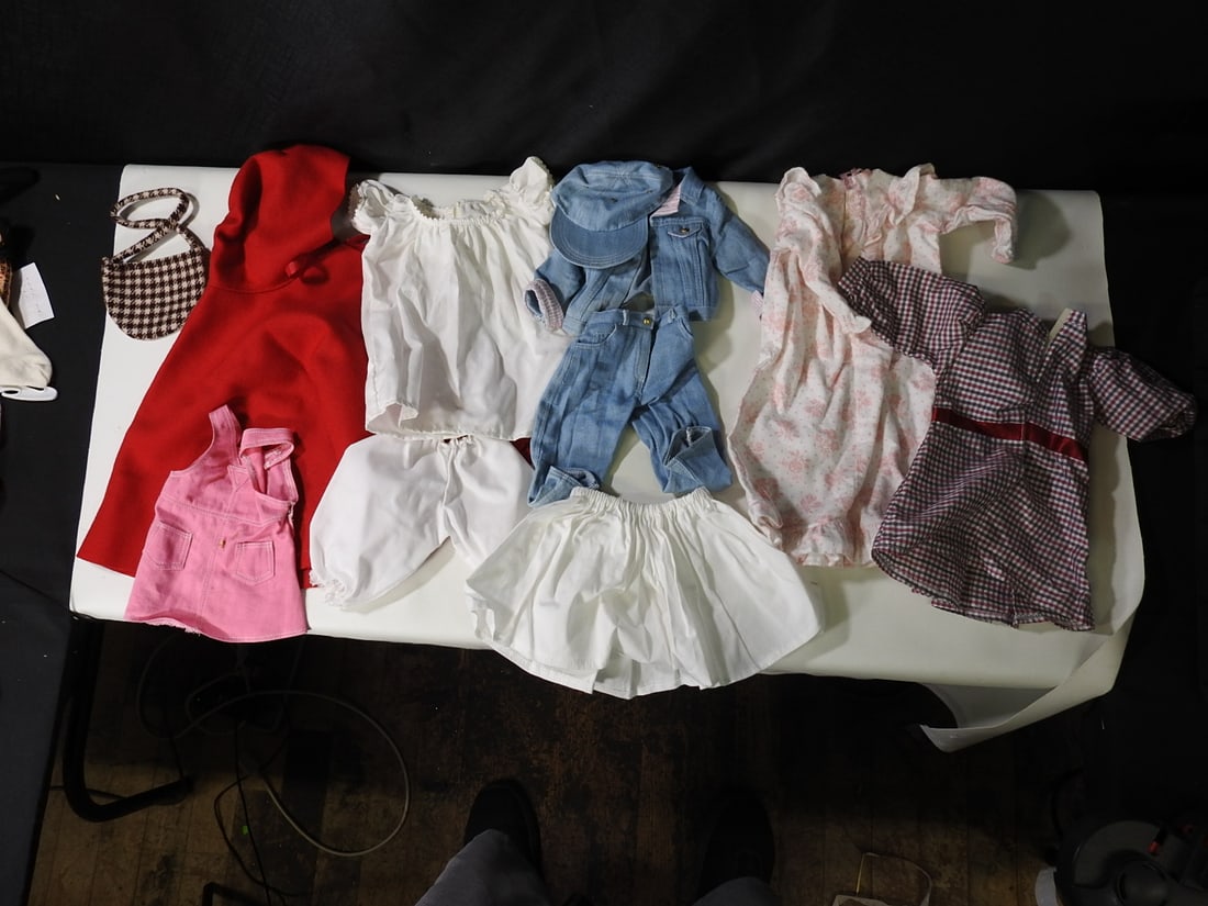 Lot of Doll Clothing, 11 Pieces (1 of 5)