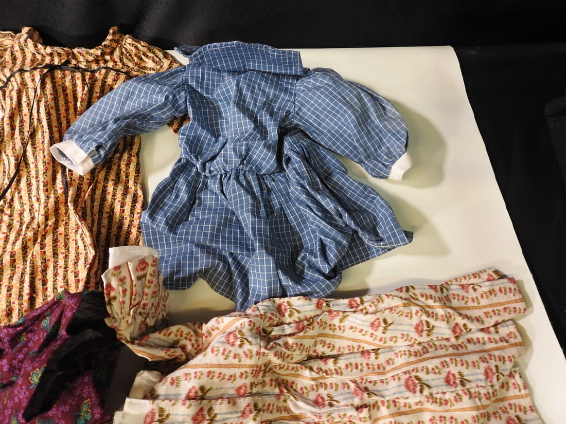 Lot of Doll Clothing, 8 Pieces - 3