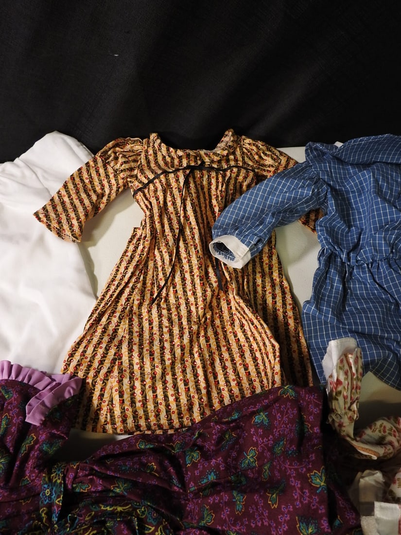 Lot of Doll Clothing, 8 Pieces - 4
