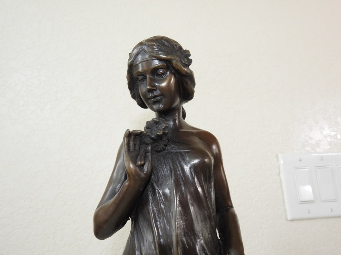 Bronze Allegory of Spring Statue after Jean Patoue - 3