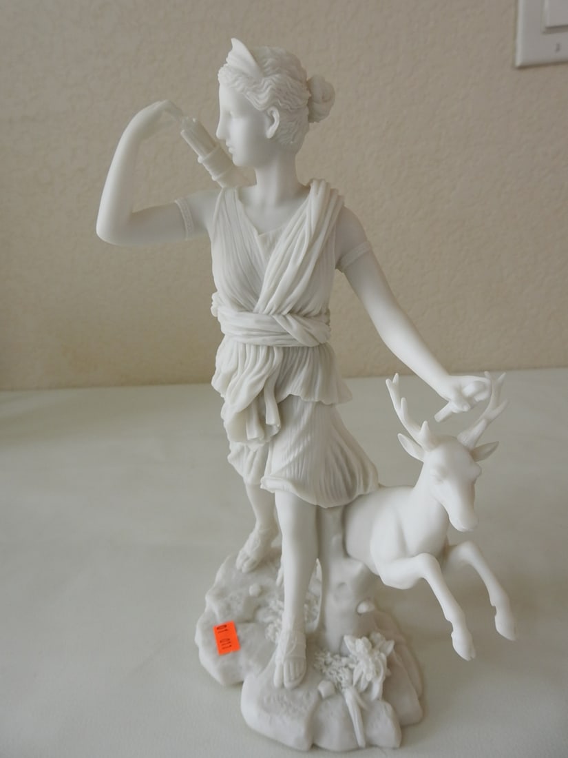 Classical Diana of Versailles Statue - 3