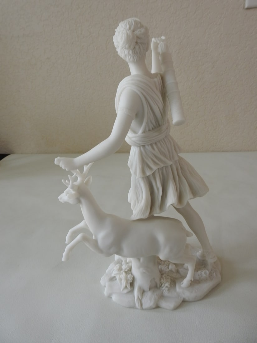 Classical Diana of Versailles Statue - 4