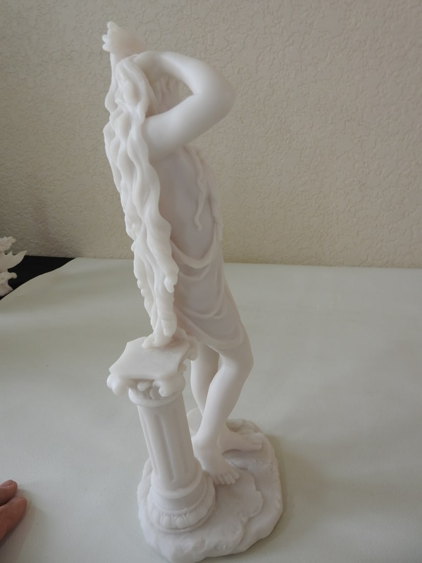 Design Toscano Aphrodite Greek Goddess Statue - 5