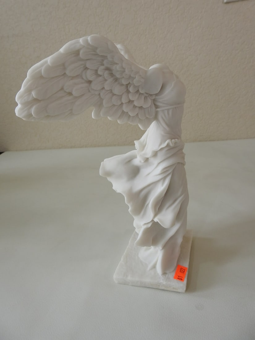 Classical Nike of Samothrace Statue - 3