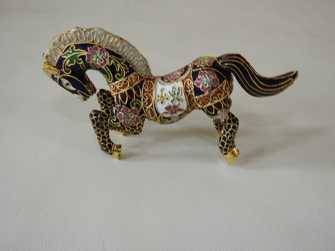 Chinese Cloisonne Horse Figurine: Chinese cloisonne horse figurine with gold-tone plating and multicolor enamel detail. Approx. 4.75 x 6 x 1.25 in.