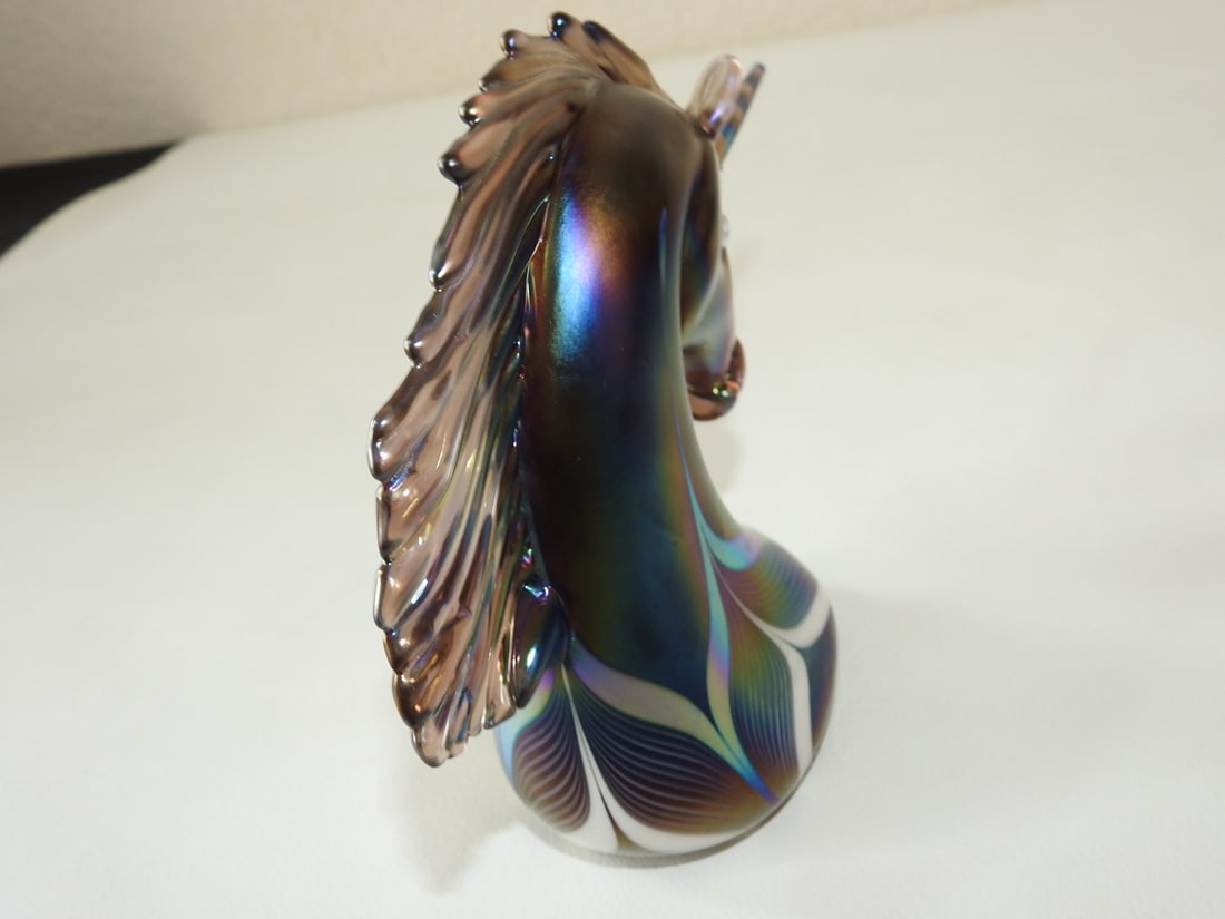 Stuart Abelman Iridescent Art Glass Unicorn Bust - 2