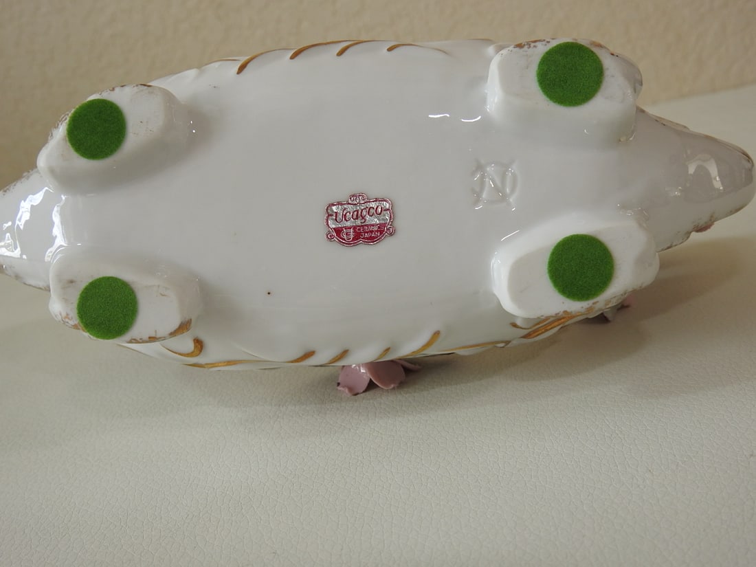 Ucagco Mid-Century Porcelain Cherub Gondola Centerpiece - 7