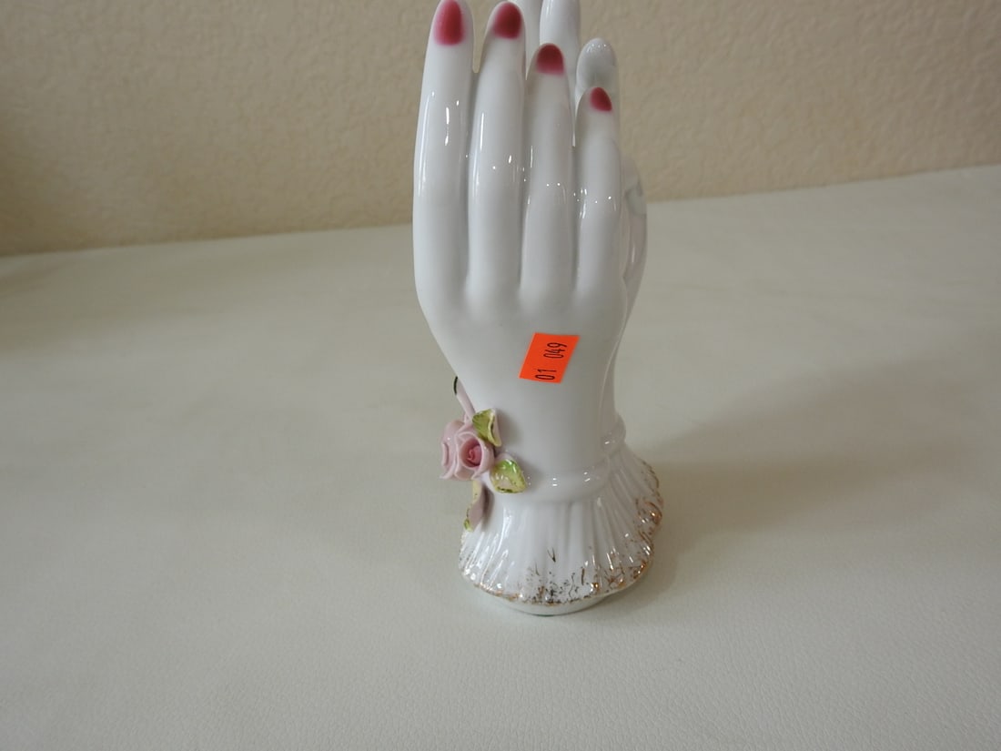 Vintage Porcelain Lady Hands Vase / Ring Holder - 2